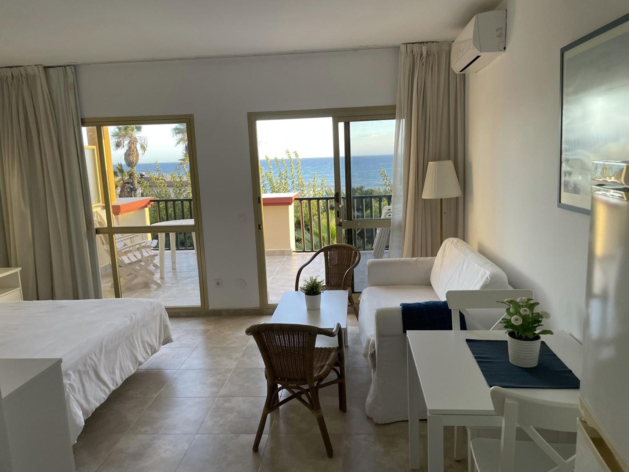 Estudio Con Insuperables Vistas Al Mar: Aparcamiento Marbella Exterior foto
